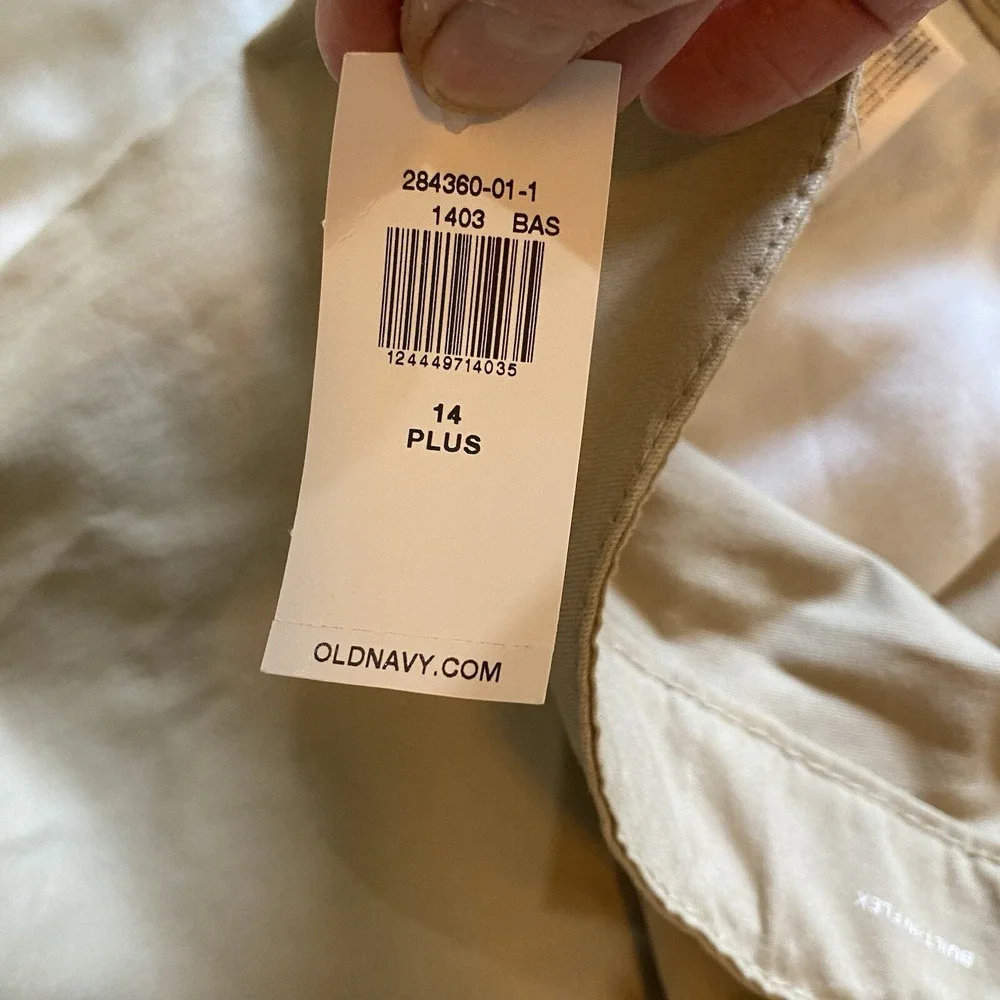 NEW Old Navy Girl's Khaki Built‎ In Flex Bermuda Chino Style Shorts Size 14 Plus